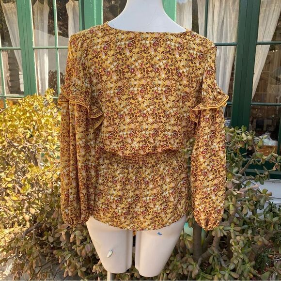 Max Studio Crepe 3/4 Sleeve Tie Front Blouse size small - Picture 7 of 13